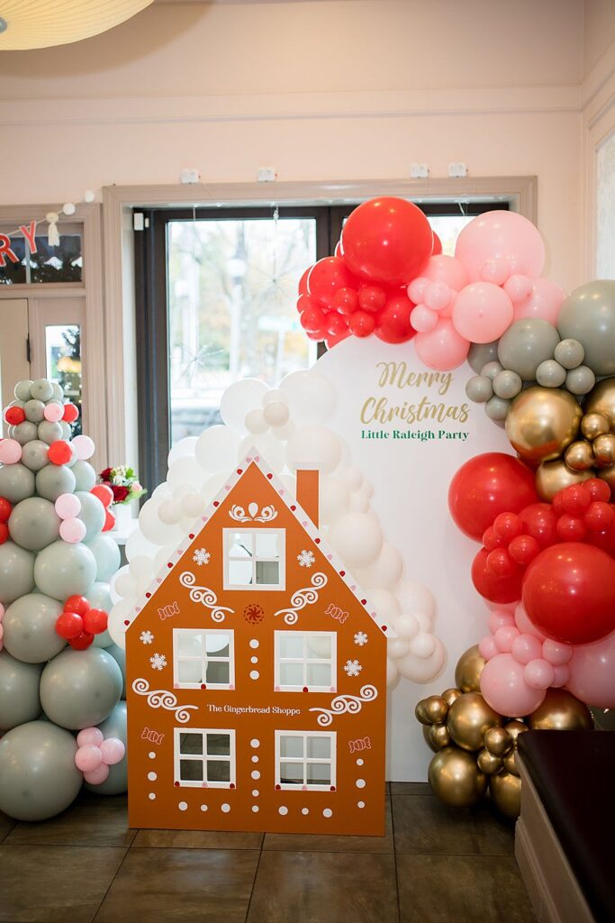 Gingerbread House Decorating Party; children's party and event planner based in Raleigh, North Carolina; Little Raleigh Party